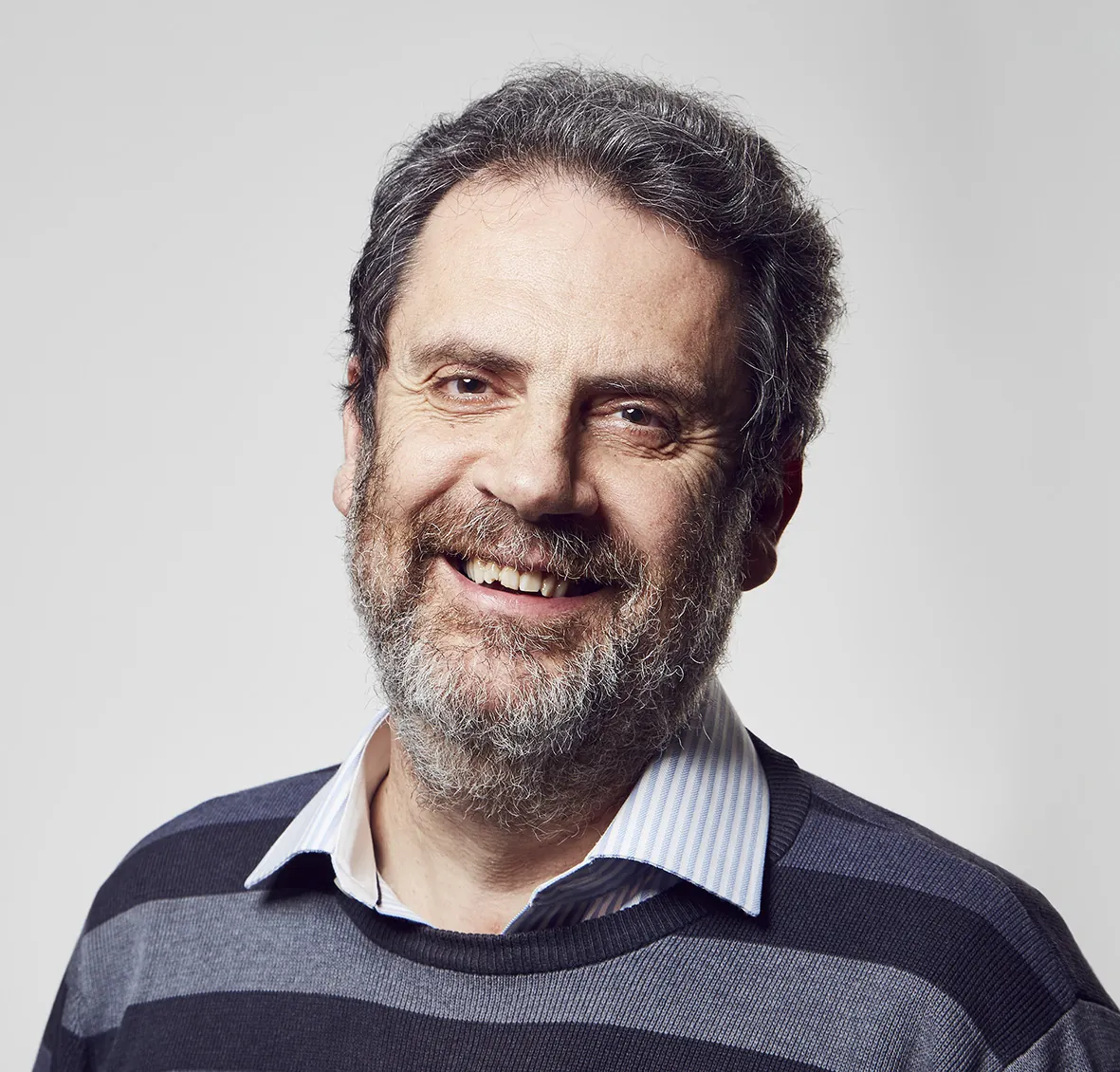 Simon Stuart Headshot